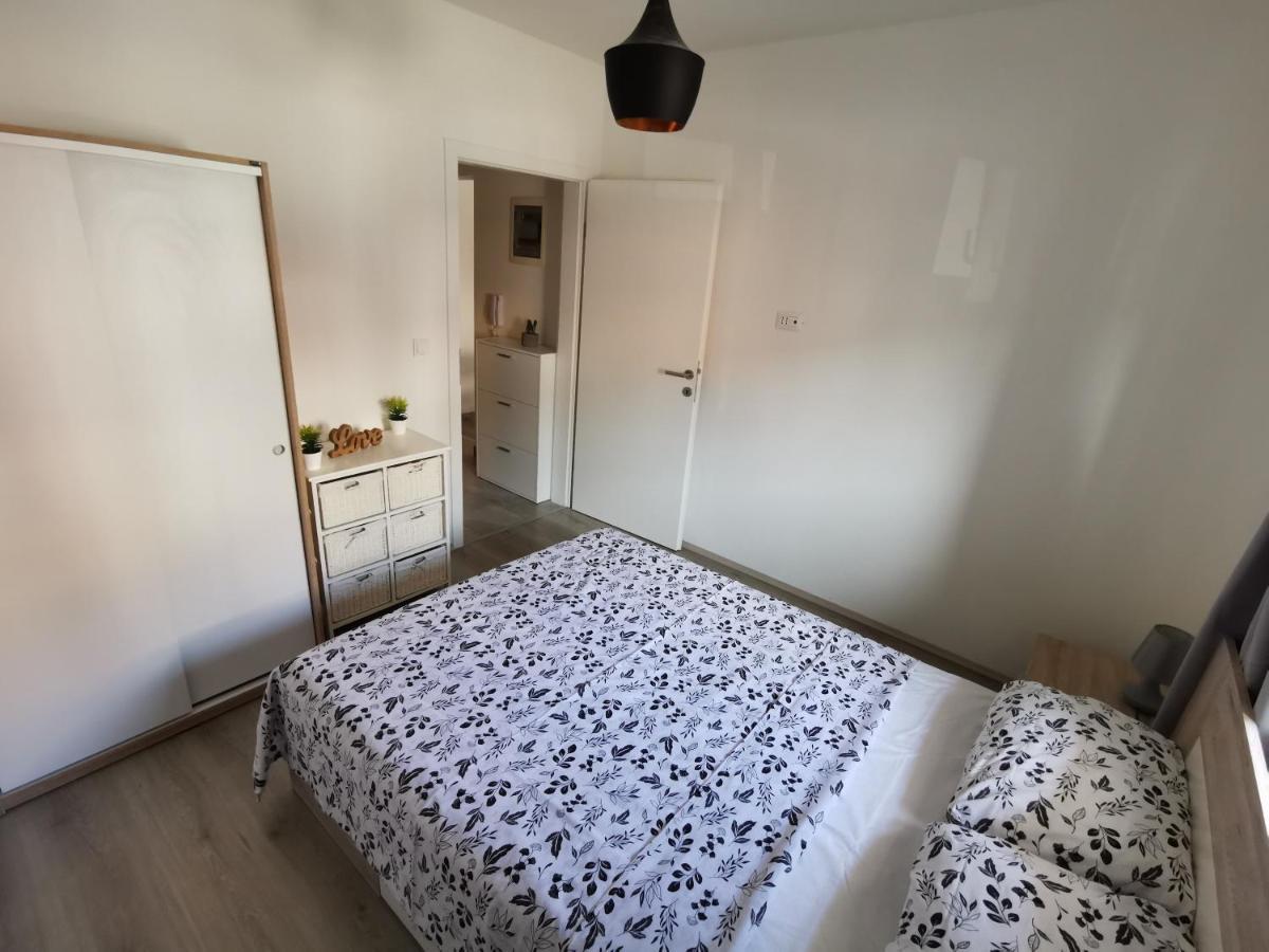 Frane Lejlighed Pula Eksteriør billede